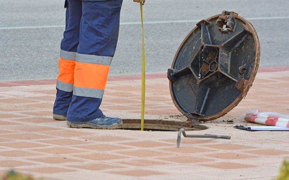 déboucher canalisations wc Étréchy